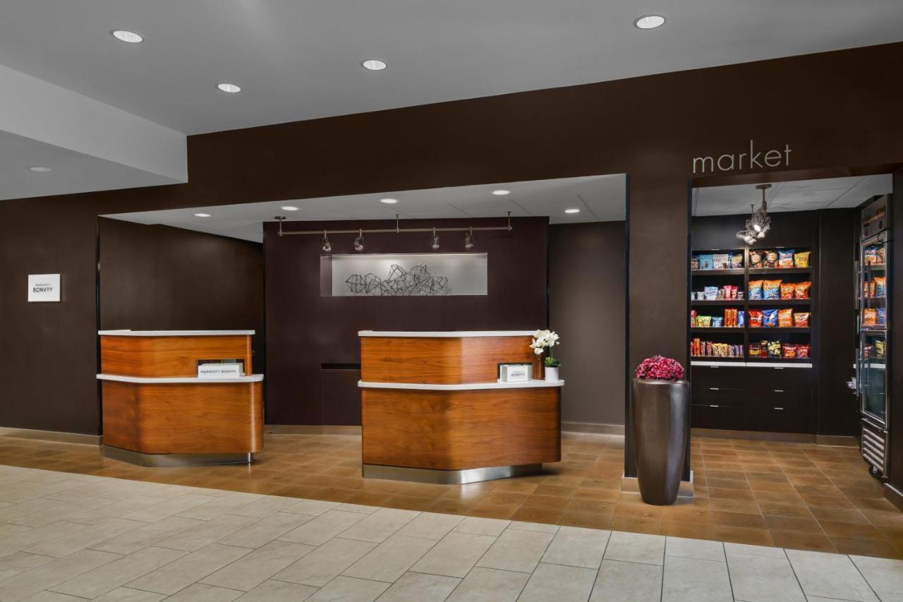 Courtyard By Marriott Dallas Луїсвілл Екстер'єр фото