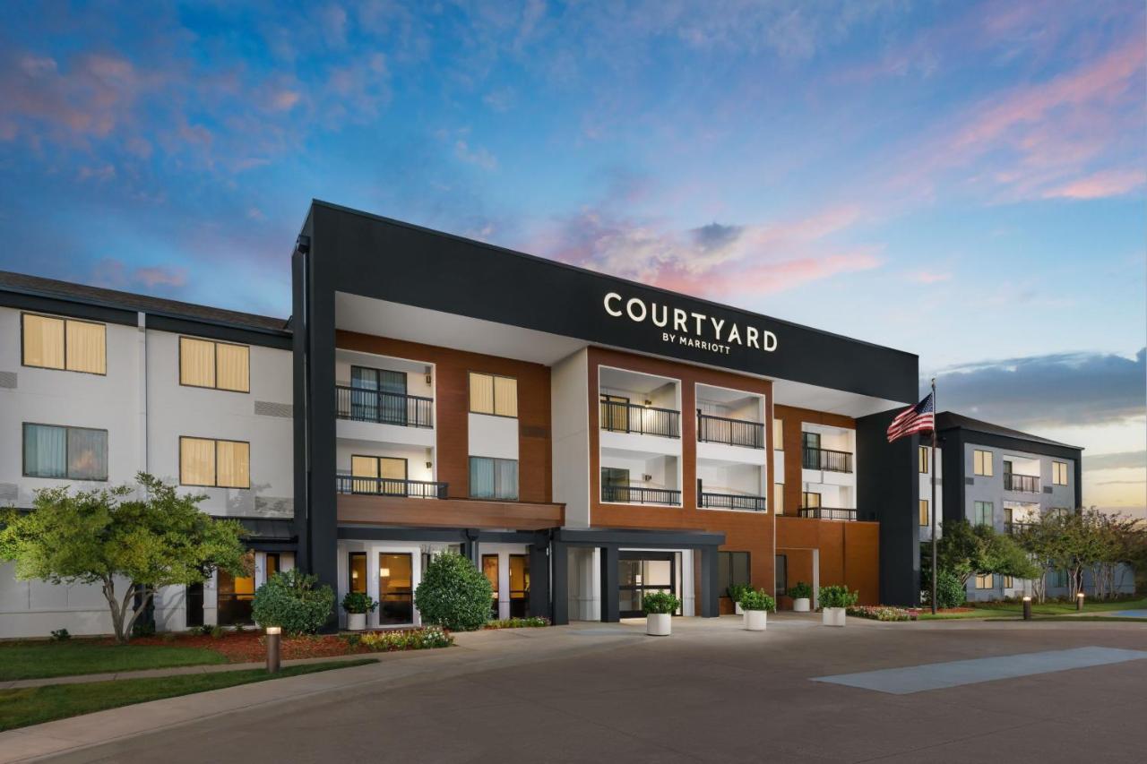 Courtyard By Marriott Dallas Луїсвілл Екстер'єр фото